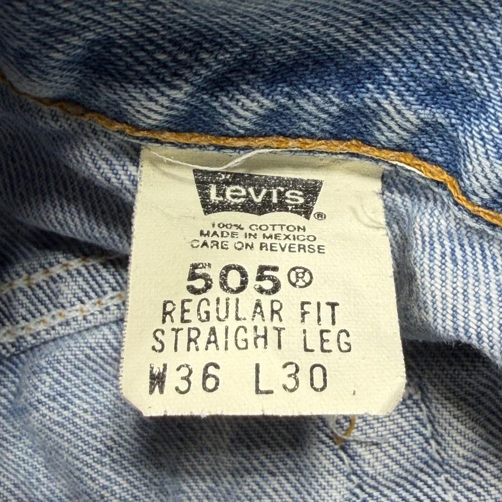 Vintage‎ Levis 505 Regular Fit Straight Leg Jeans 34x30 Light Wash Blue Cotton